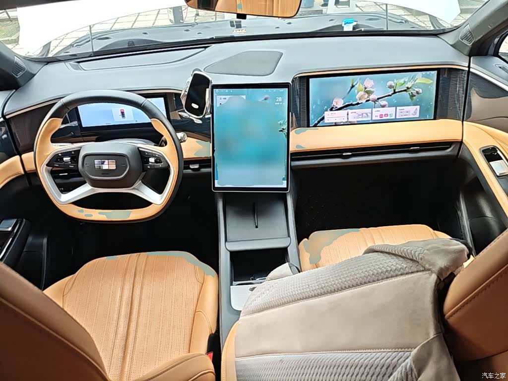 Geely Galaxy L7, 2024 10