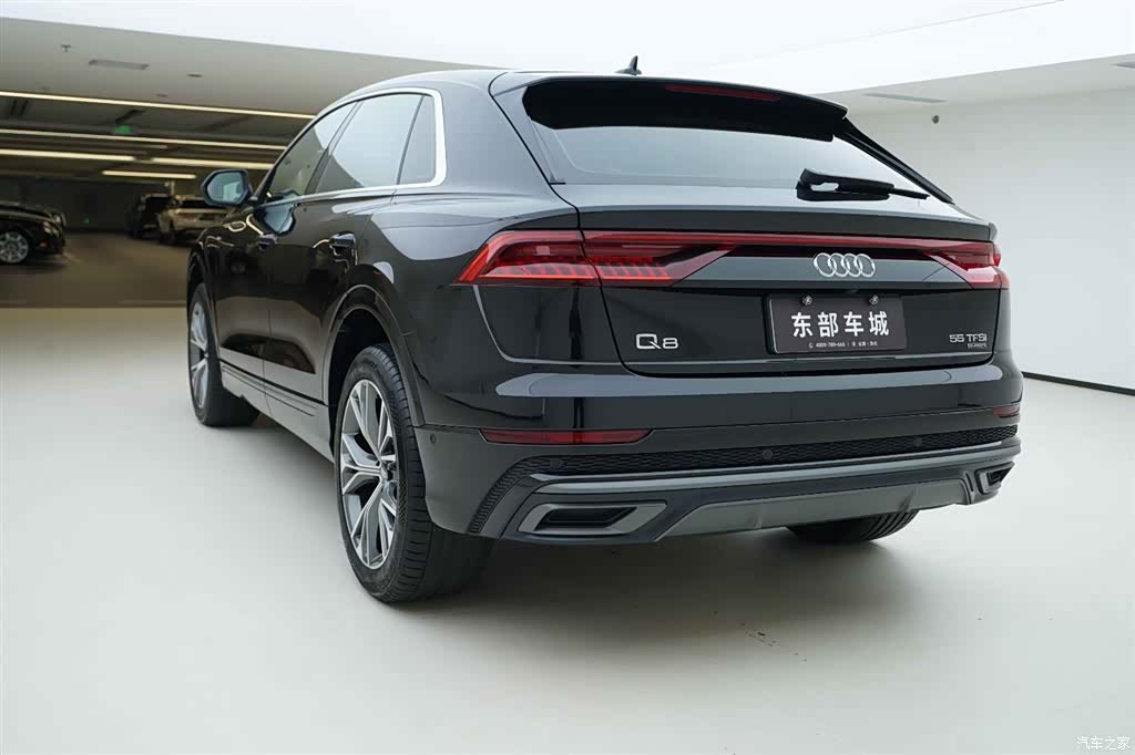 Audi Q8, 2020 4