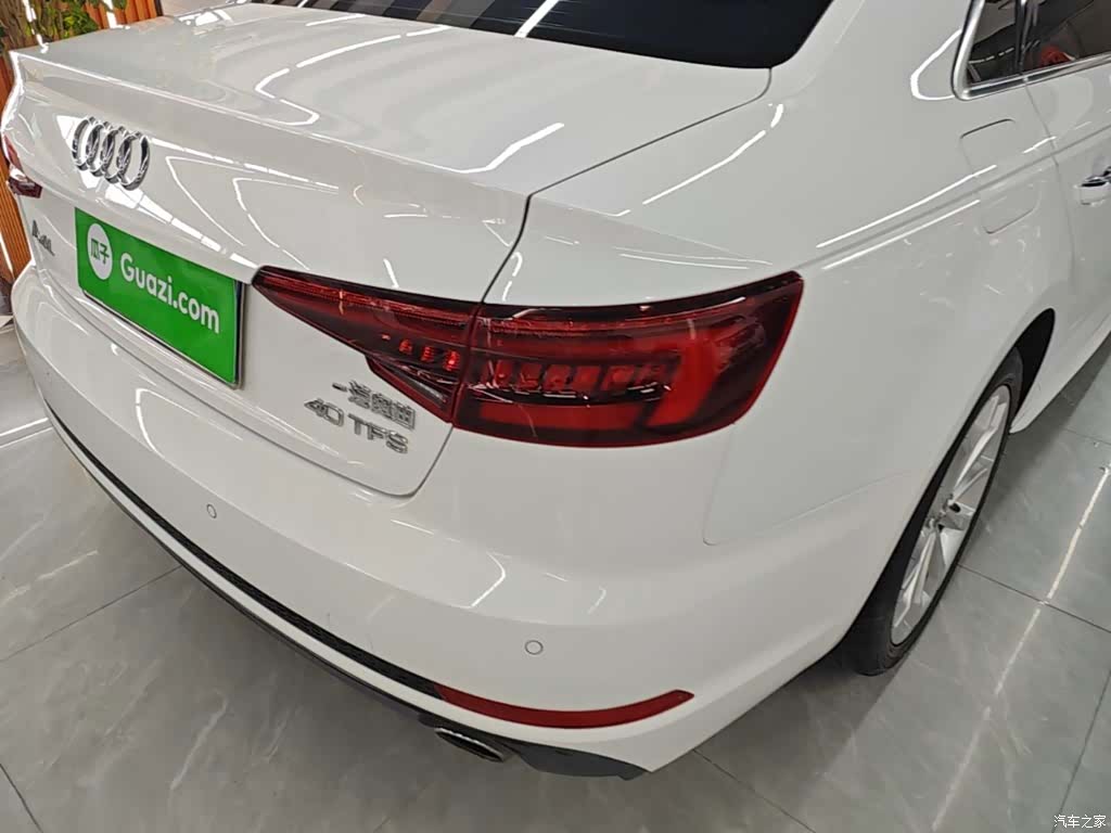 Audi A4L, 2018 8