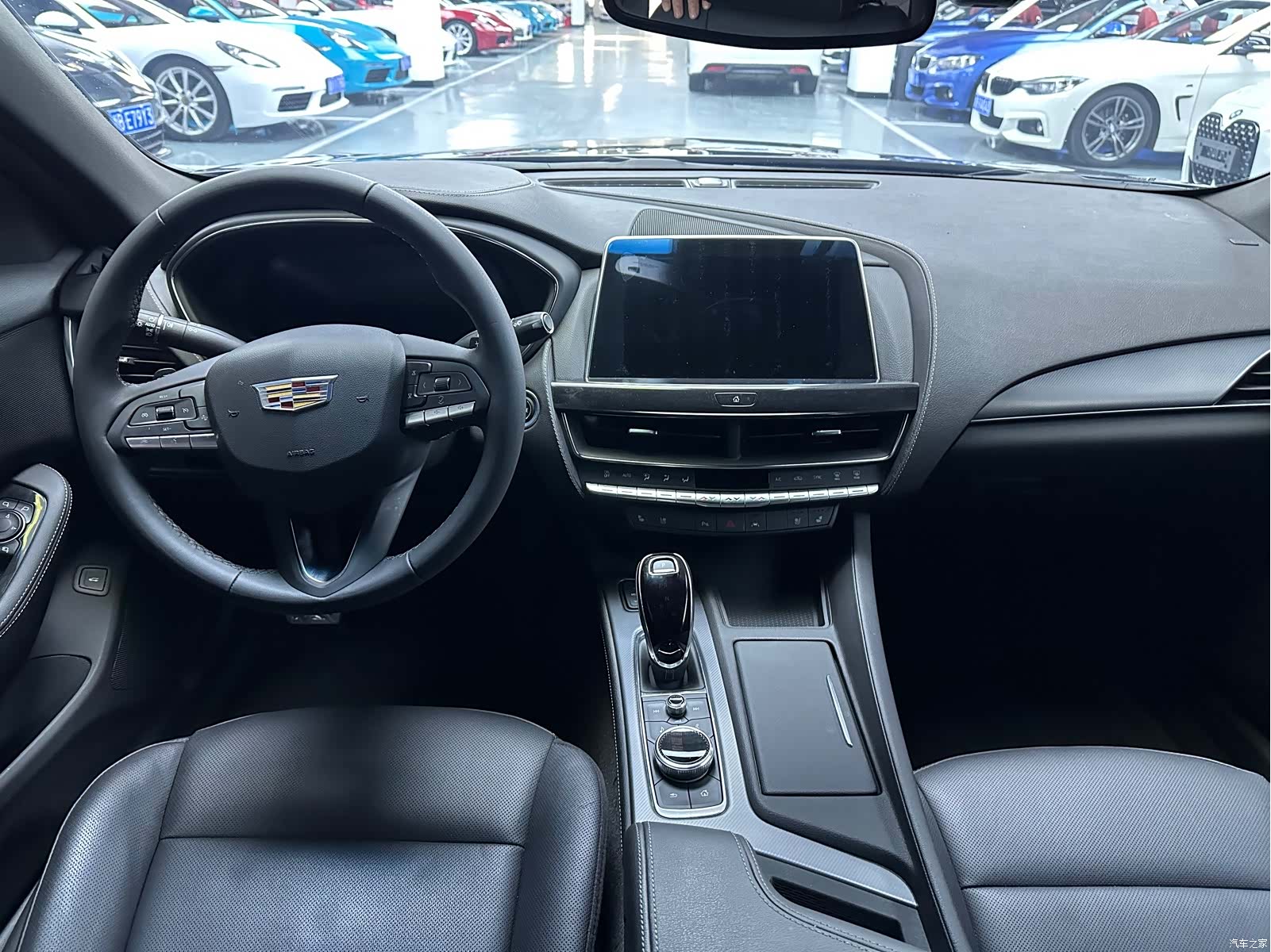 Cadillac CT5, 2024 все фото