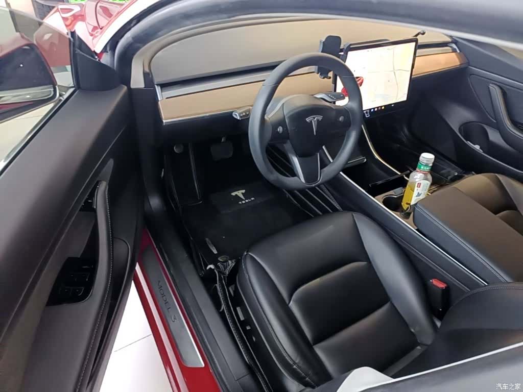 Tesla Model 3, 2020 12