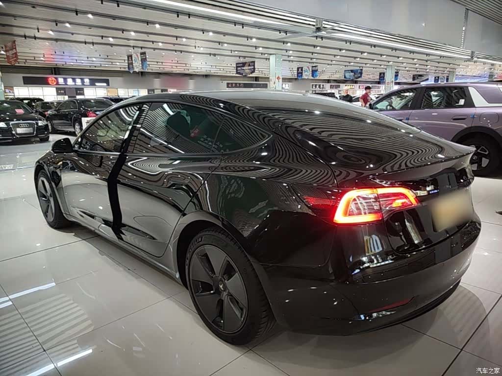 Tesla Model 3, 2021 все фото