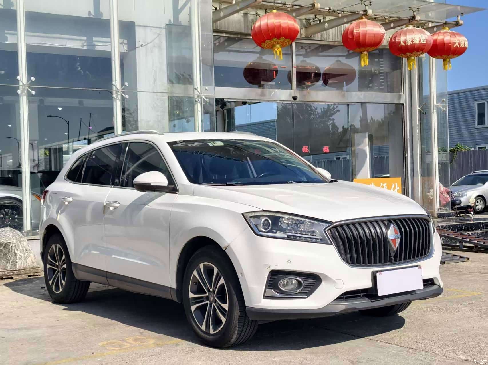 Borgward BX7, 2016 3
