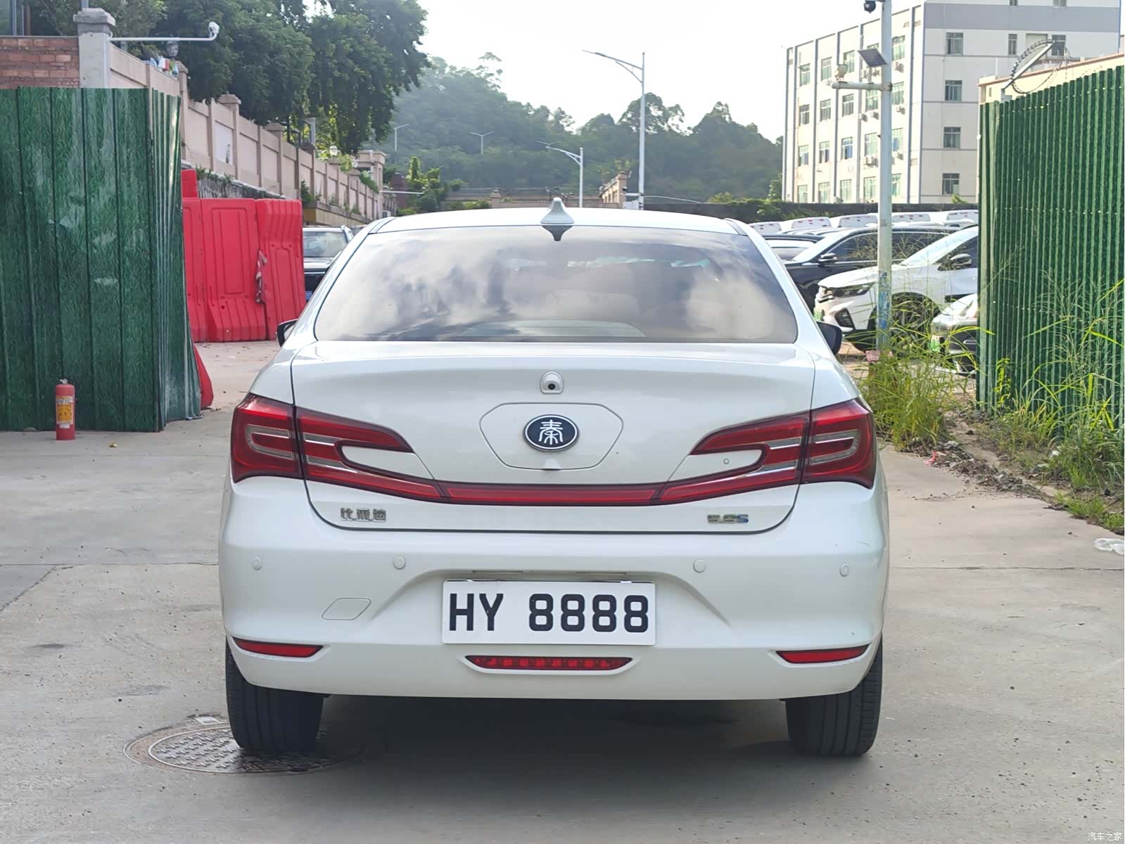 BYD Qin, 2018 14