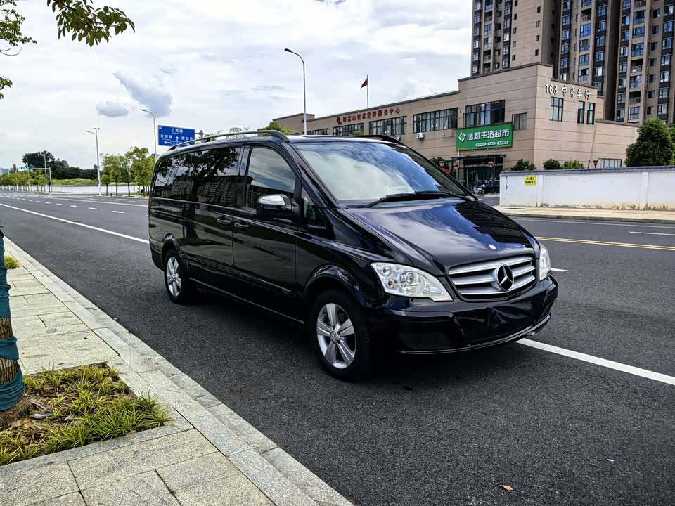 Mercedes-Benz Viano Mercedes-Benz Viano