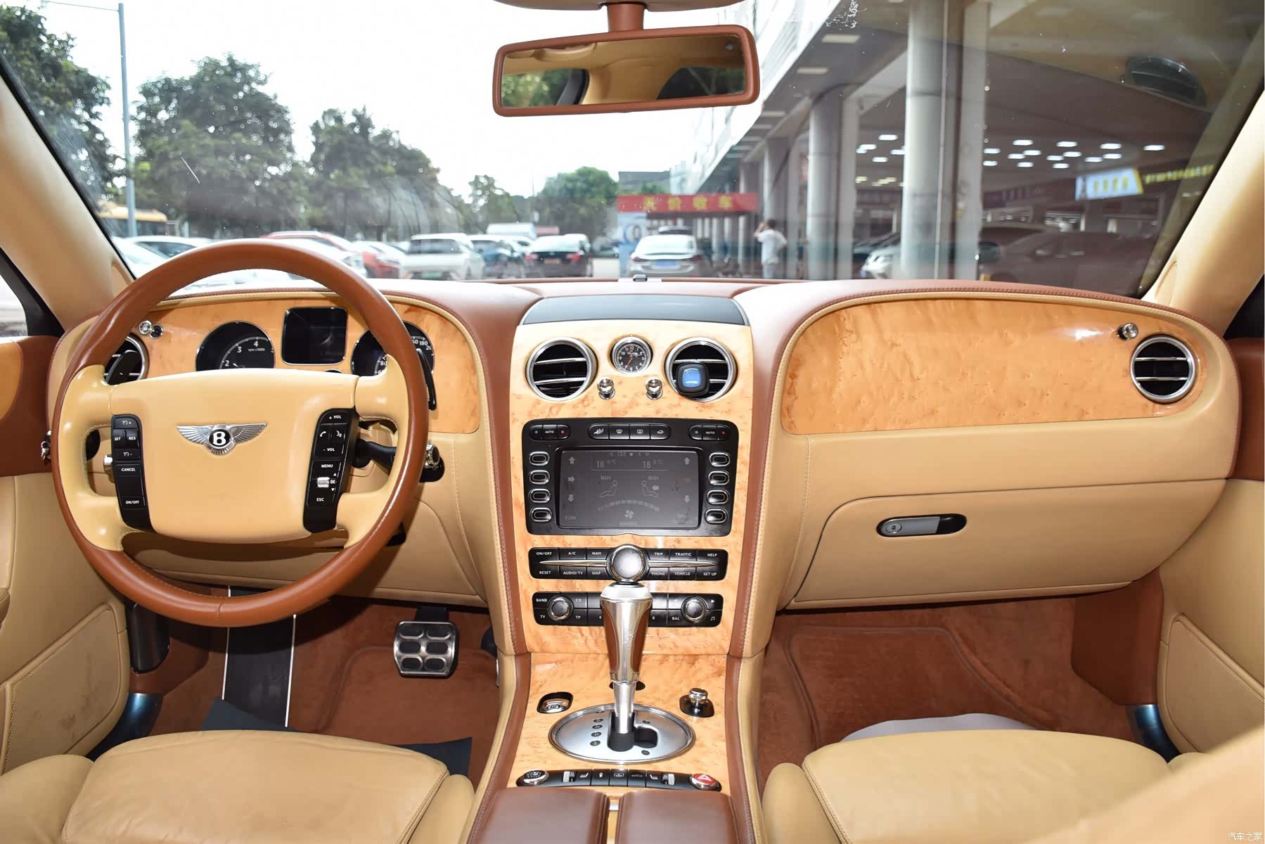 Bentley Flying Spur, 2008 13
