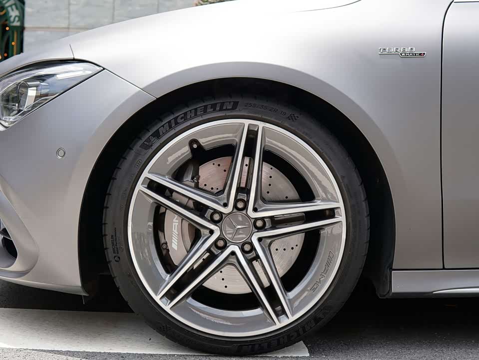 Mercedes-Benz CLA AMG