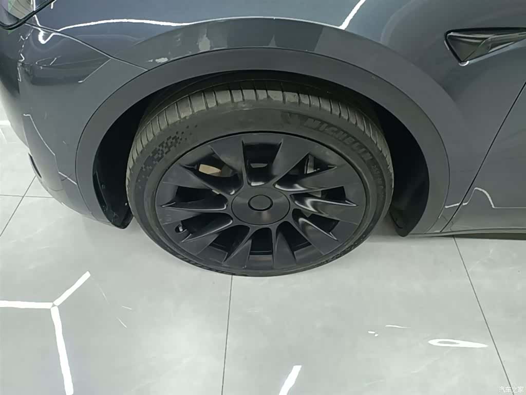 Tesla Model Y, 2021 23