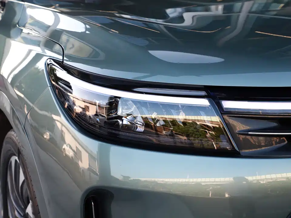 AITO Ask the world M7