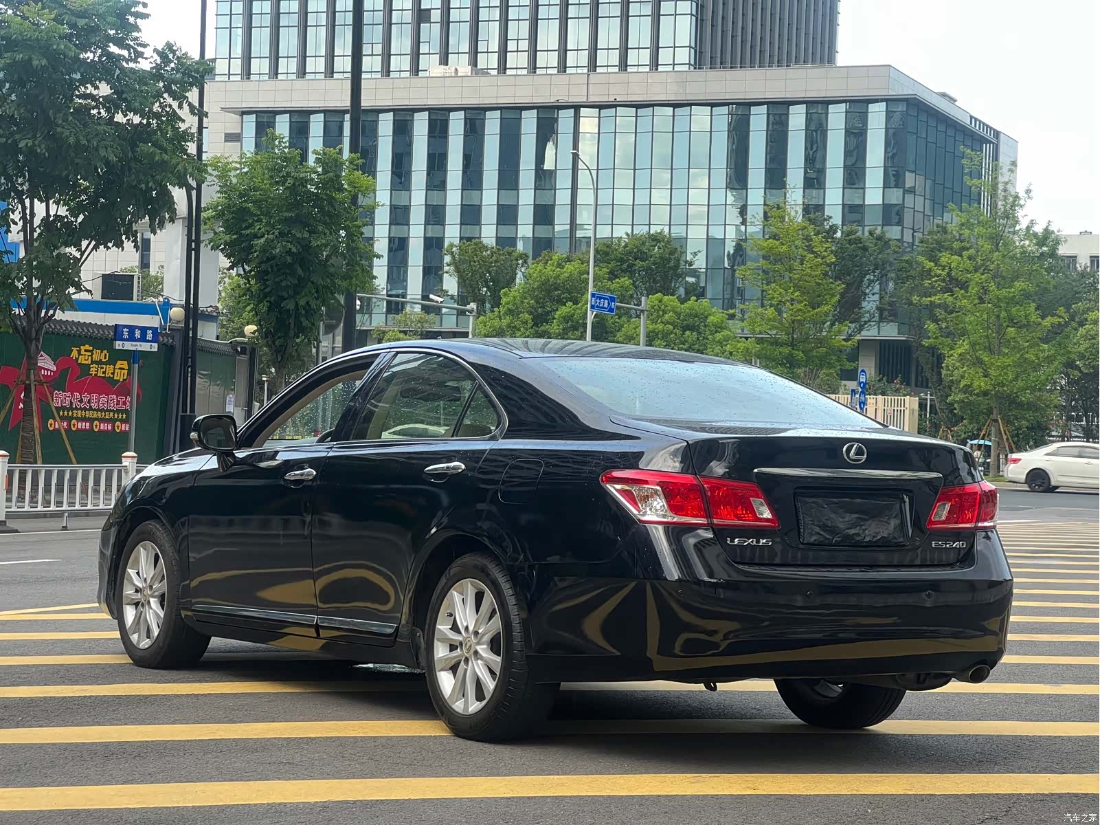 Lexus ES, 2009 4