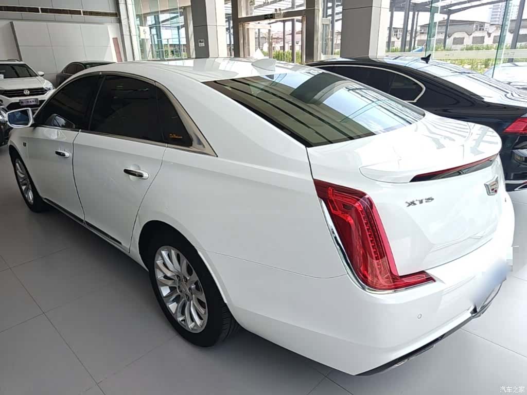 Cadillac XTS, 2018 все фото