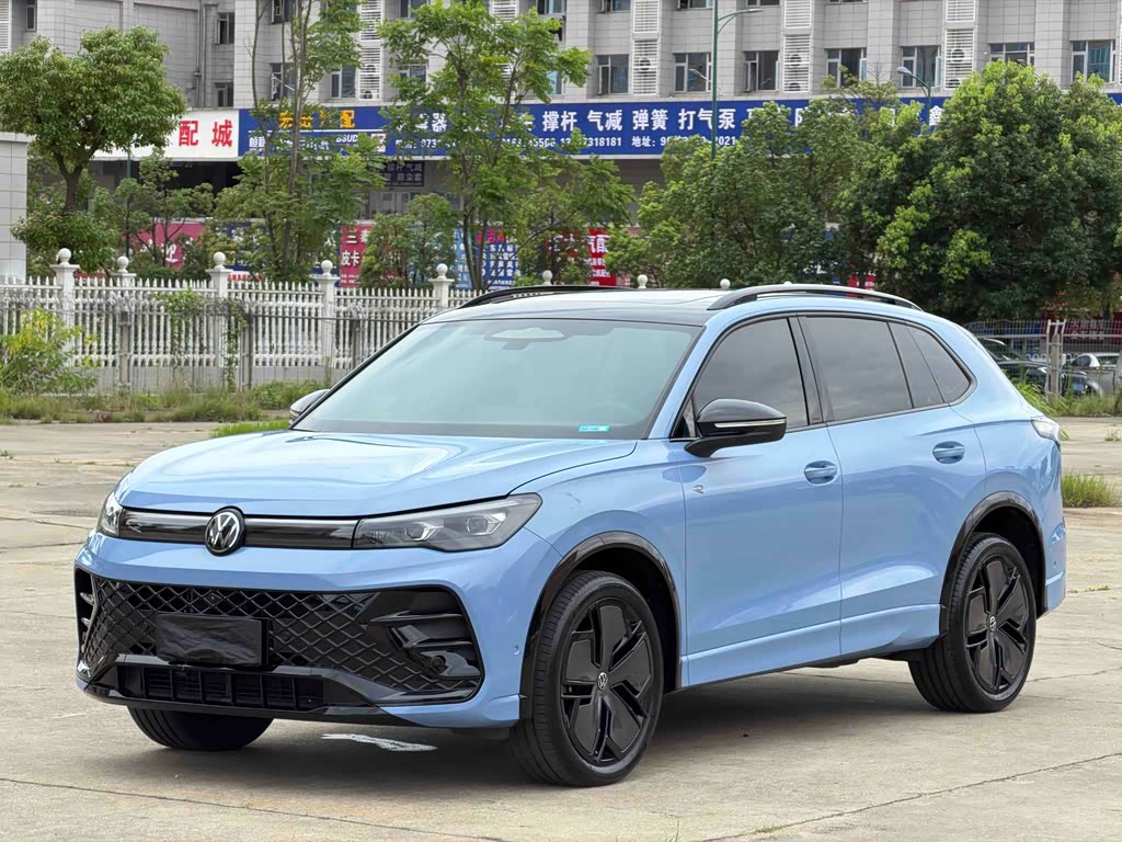 Volkswagen Tiguan L