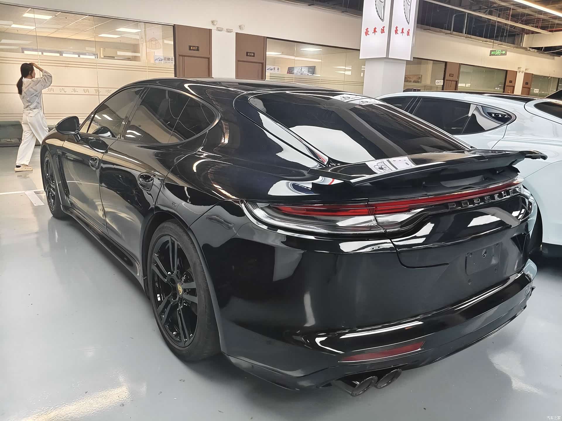 Porsche Panamera, 2011 19