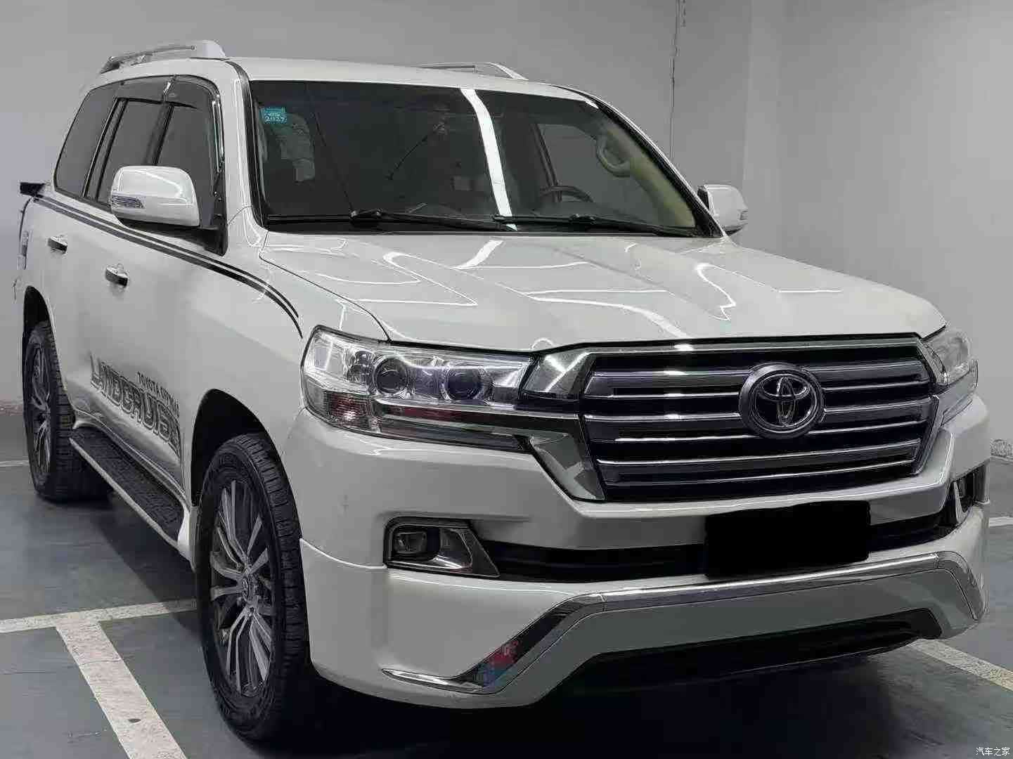 Toyota Land Cruiser, 2019 3