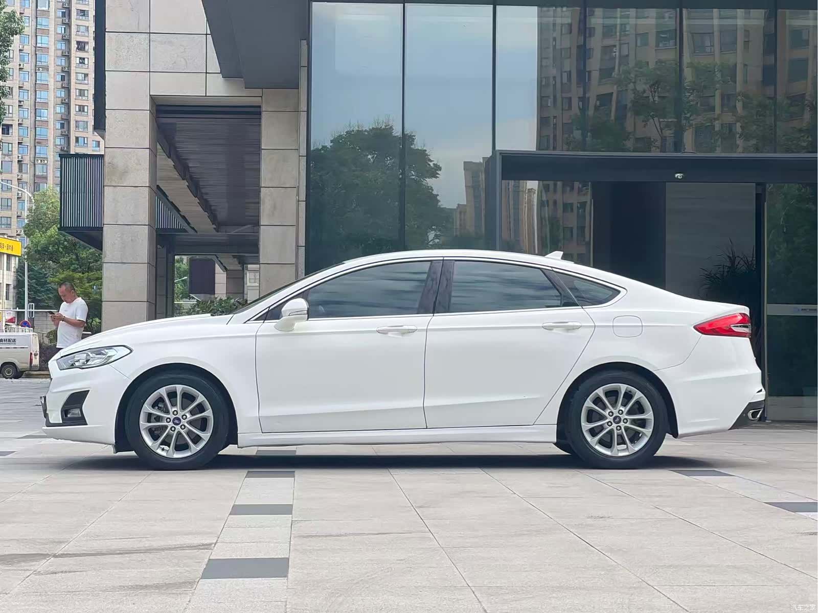 Ford Mondeo, 2019 6