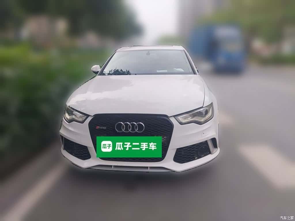 Audi A6L, 2014 24