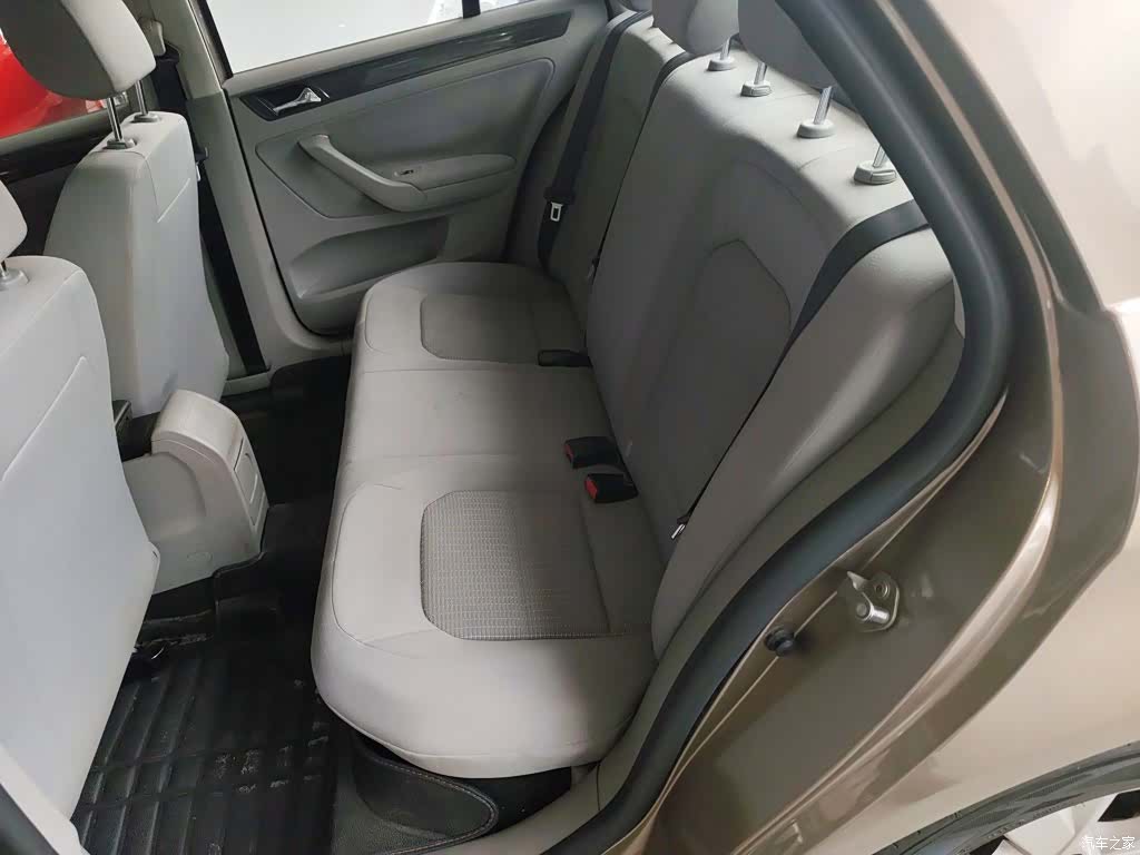 Volkswagen Bora, 2015 17