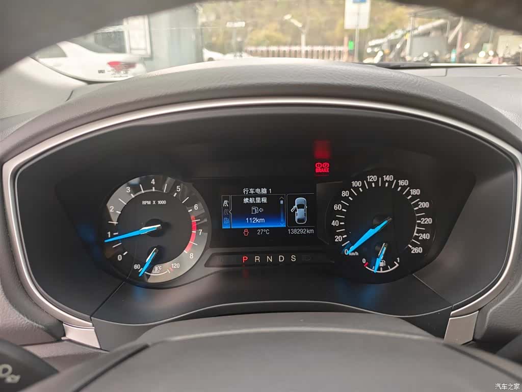 Ford Mondeo, 2013 11