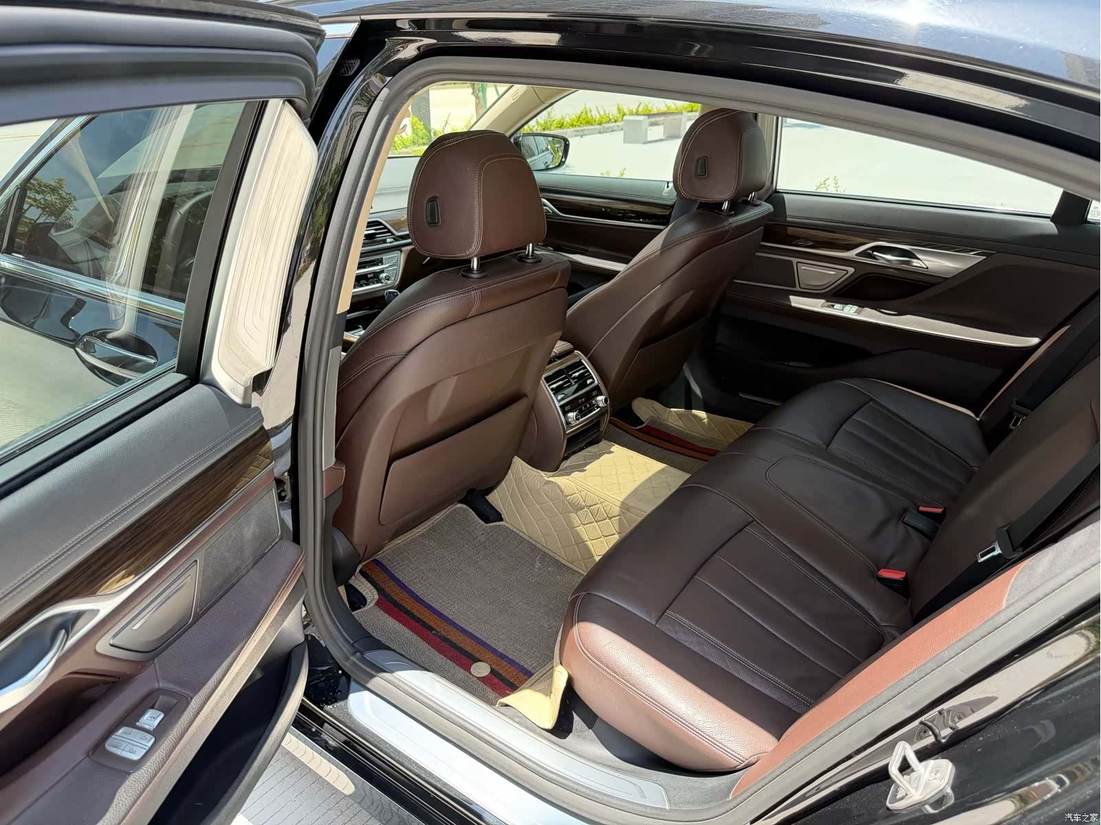 BMW 7 Series, 2016 все фото