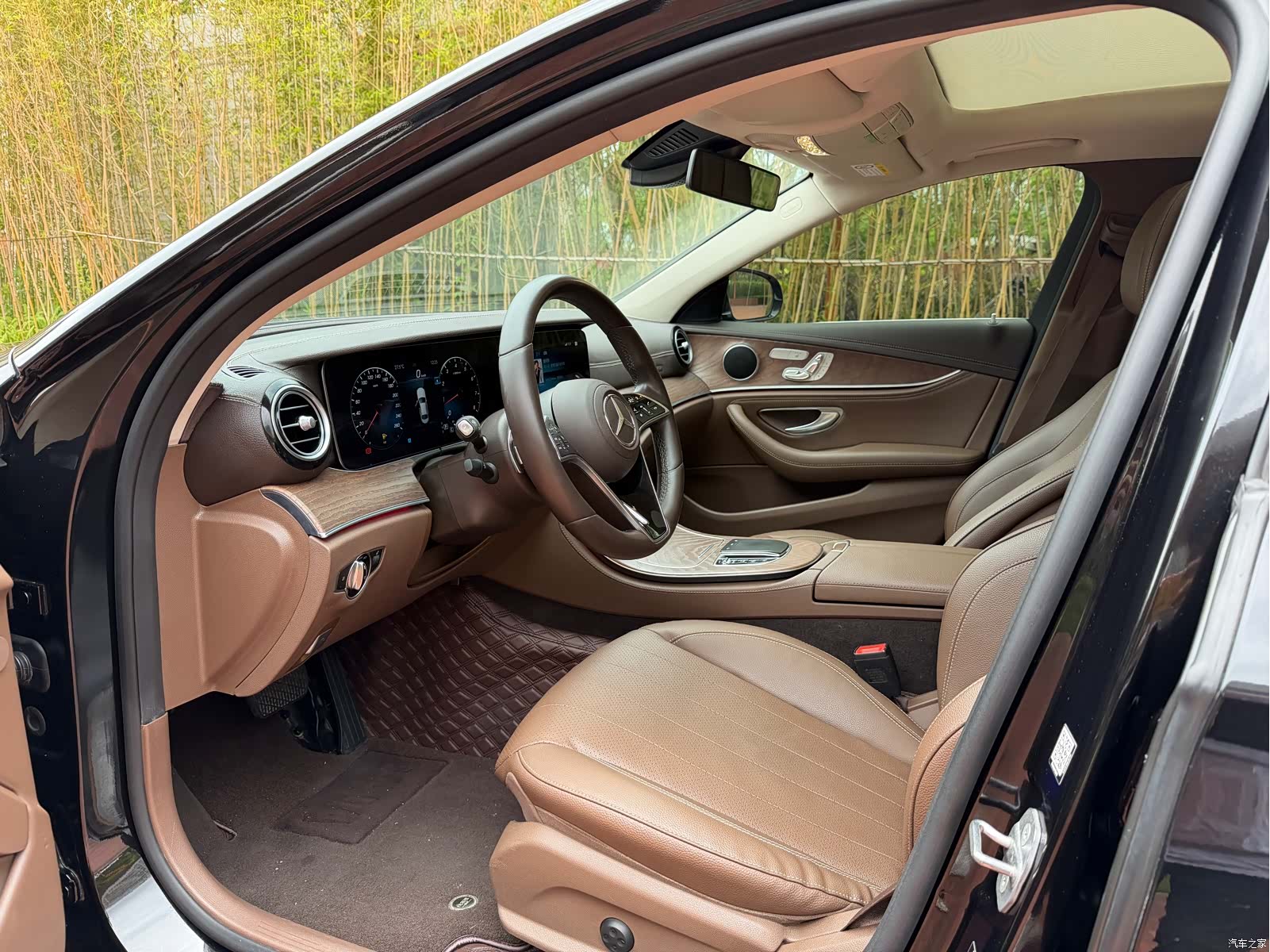 Mercedes-Benz E-Class, 2020 7
