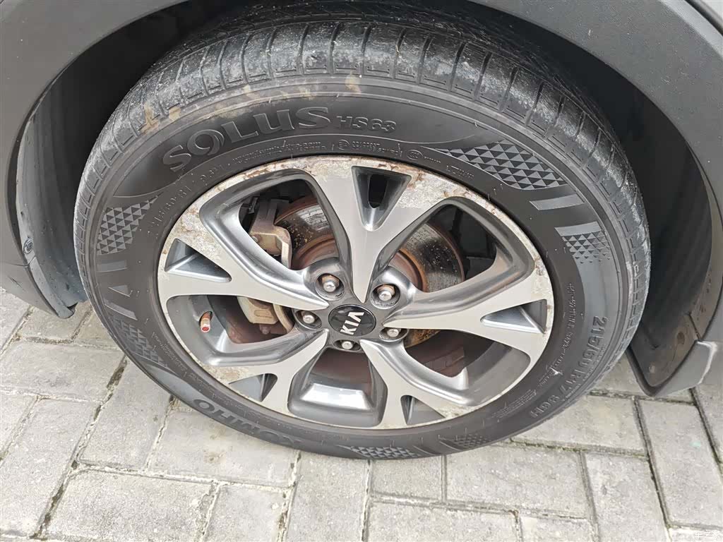 Kia KX3, 2016 23