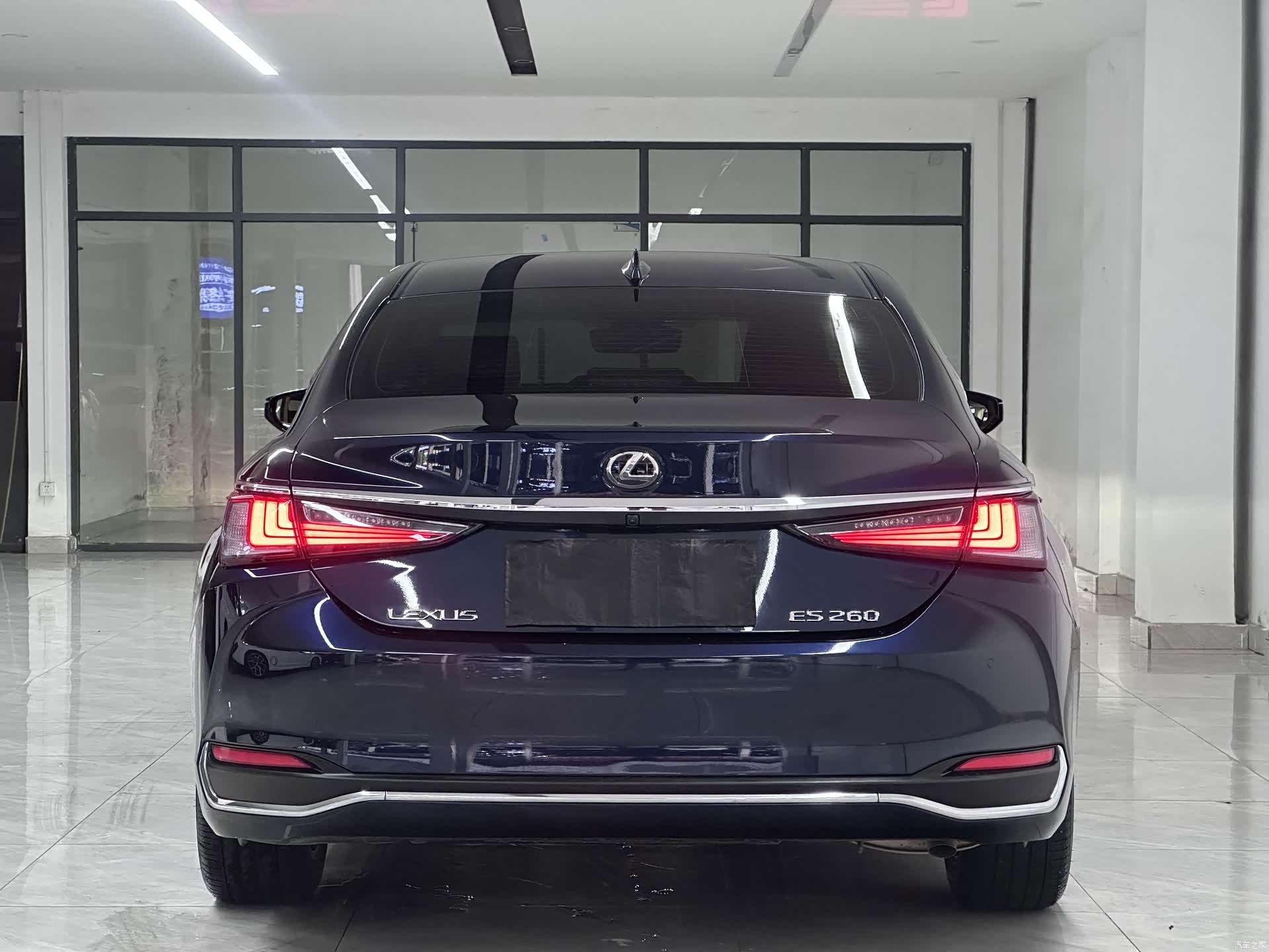 Lexus ES, 2024 12