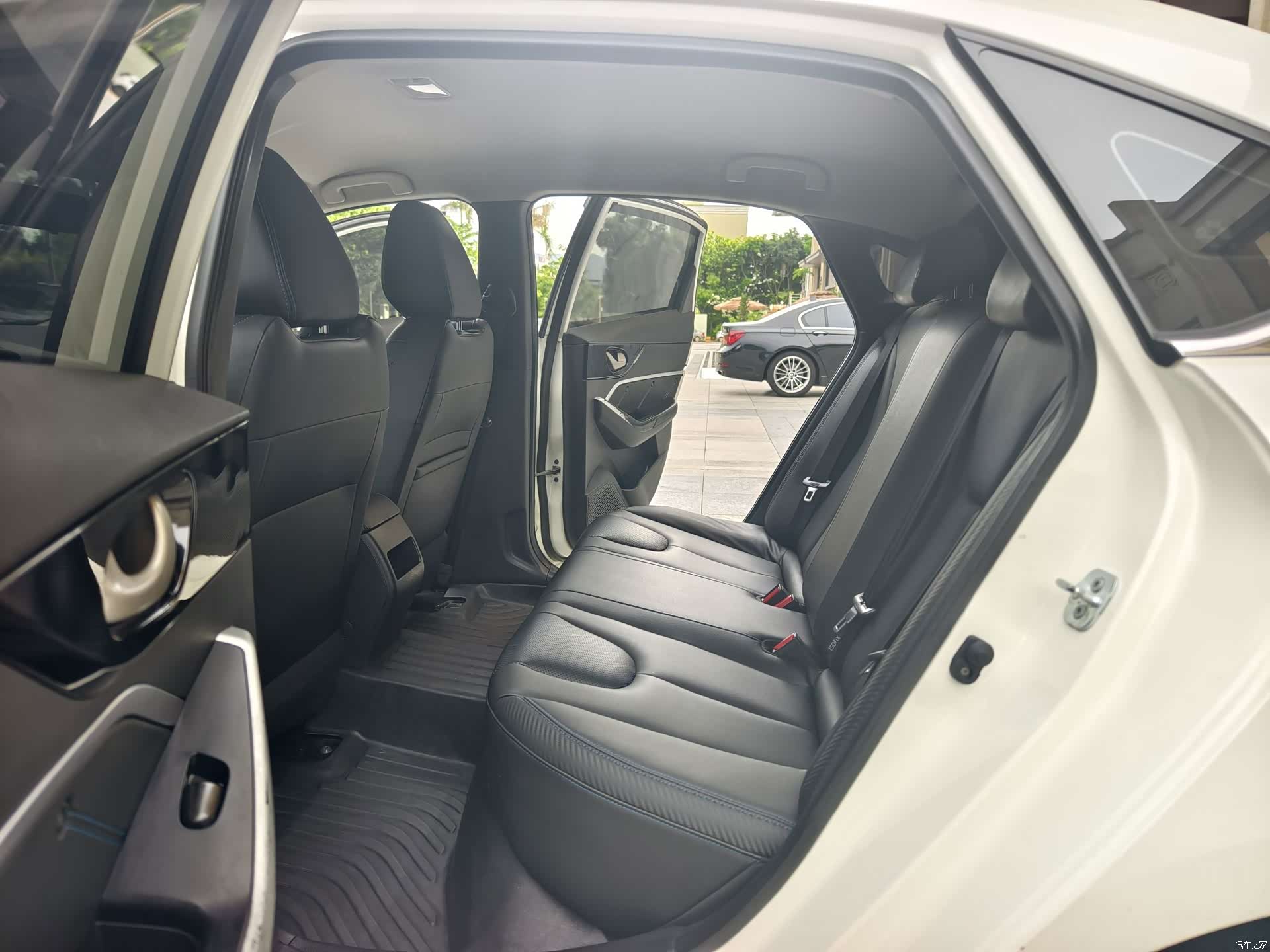 Nissan D60EV, 2022 12