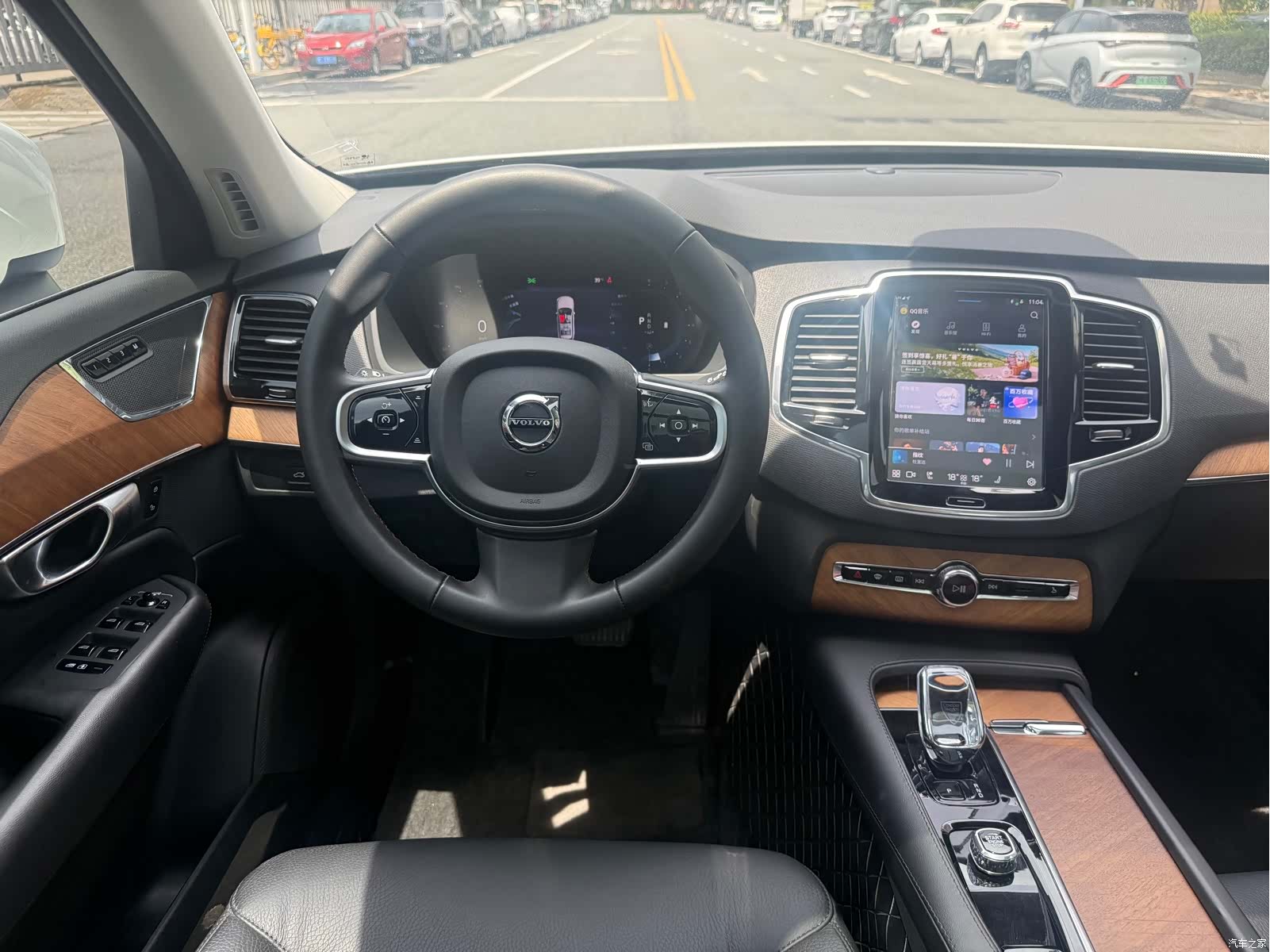 Volvo XC90, 2024 14