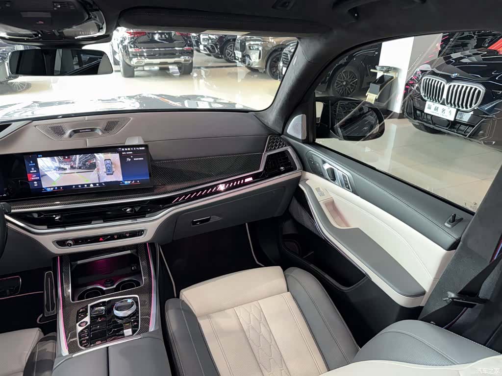 BMW X7, 2023 8