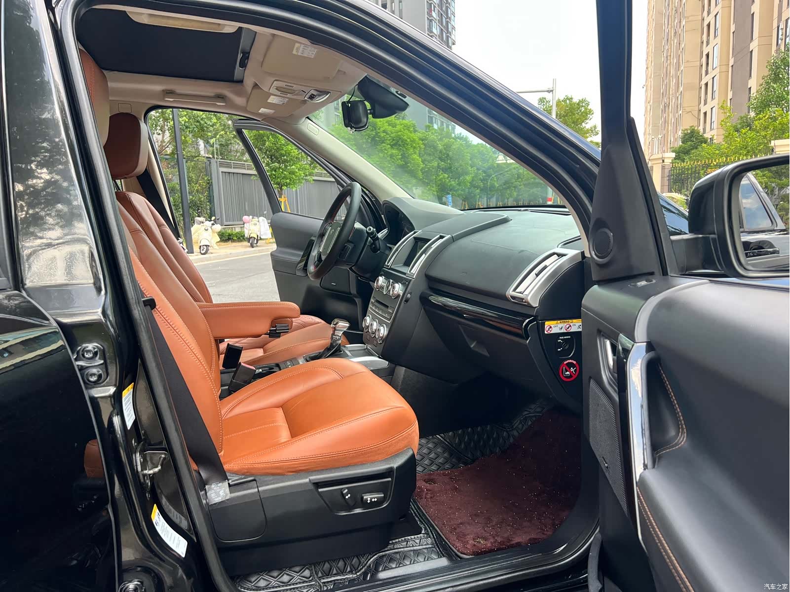 Land Rover Si4, 2014 13