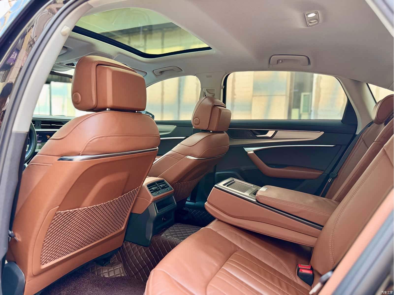 Audi A6L, 2021 9