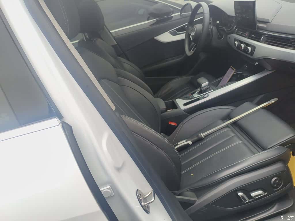 Audi A4L, 2024 20