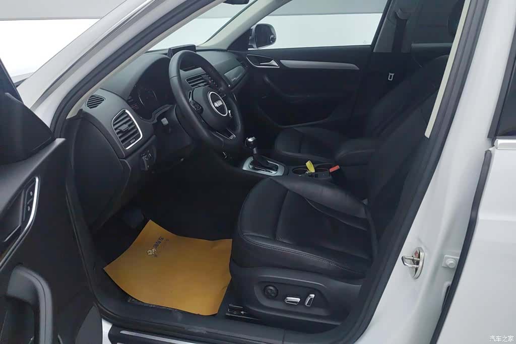 Audi Q3, 2018 9