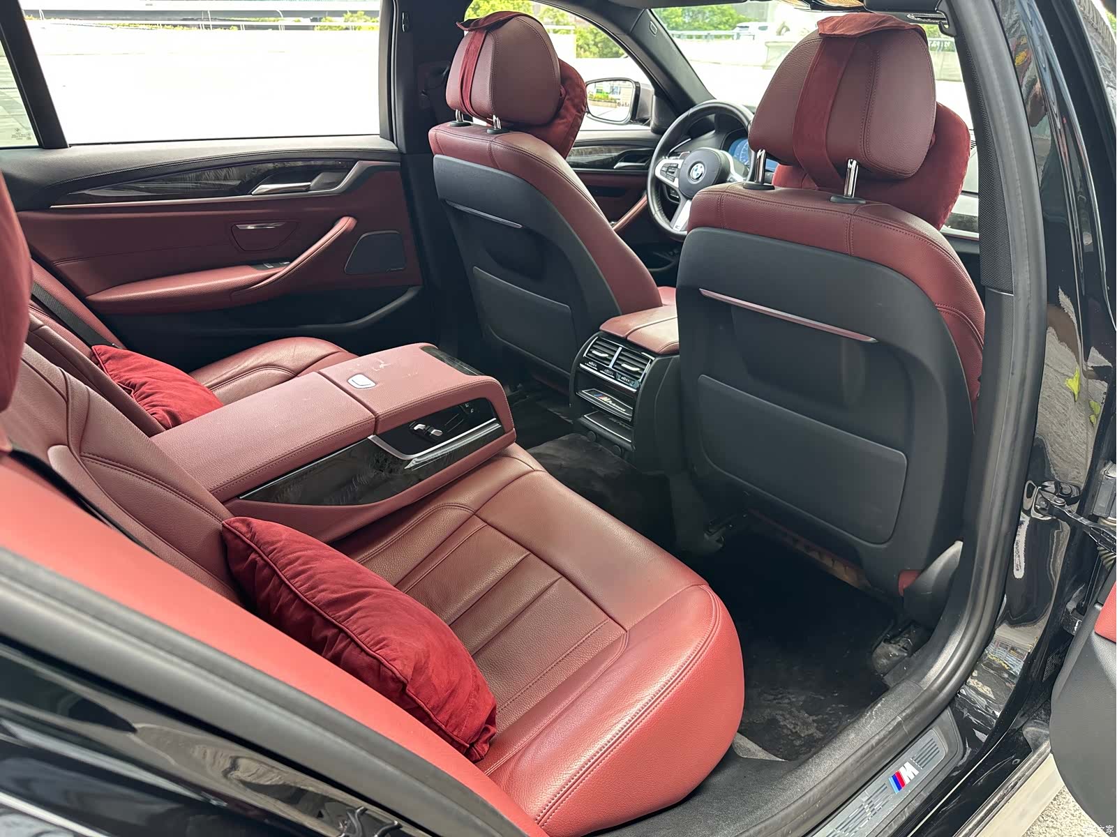 BMW 5 Series, 2019 25