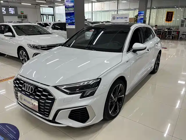 Audi A3 2023 — купить из Китая под заказ