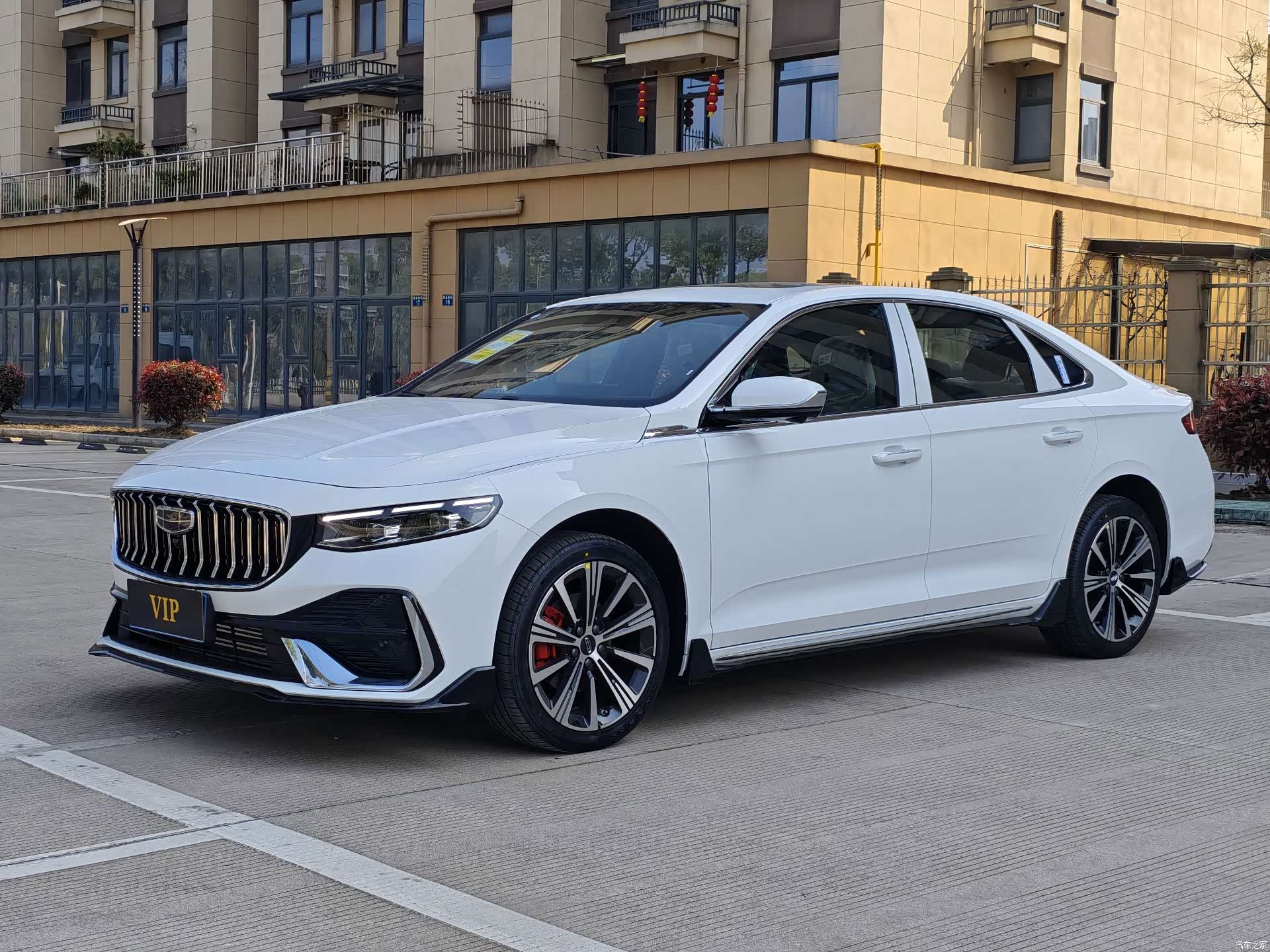 Geely Preface, 2025 1