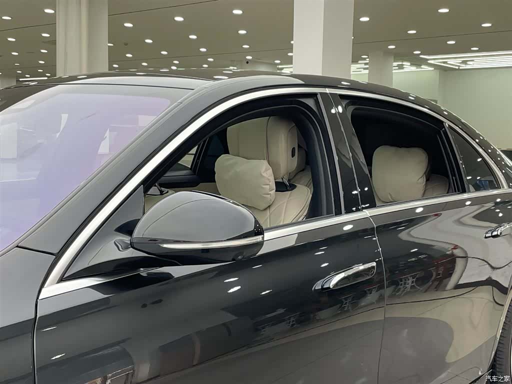 Mercedes-Benz S-Class, 2023 7