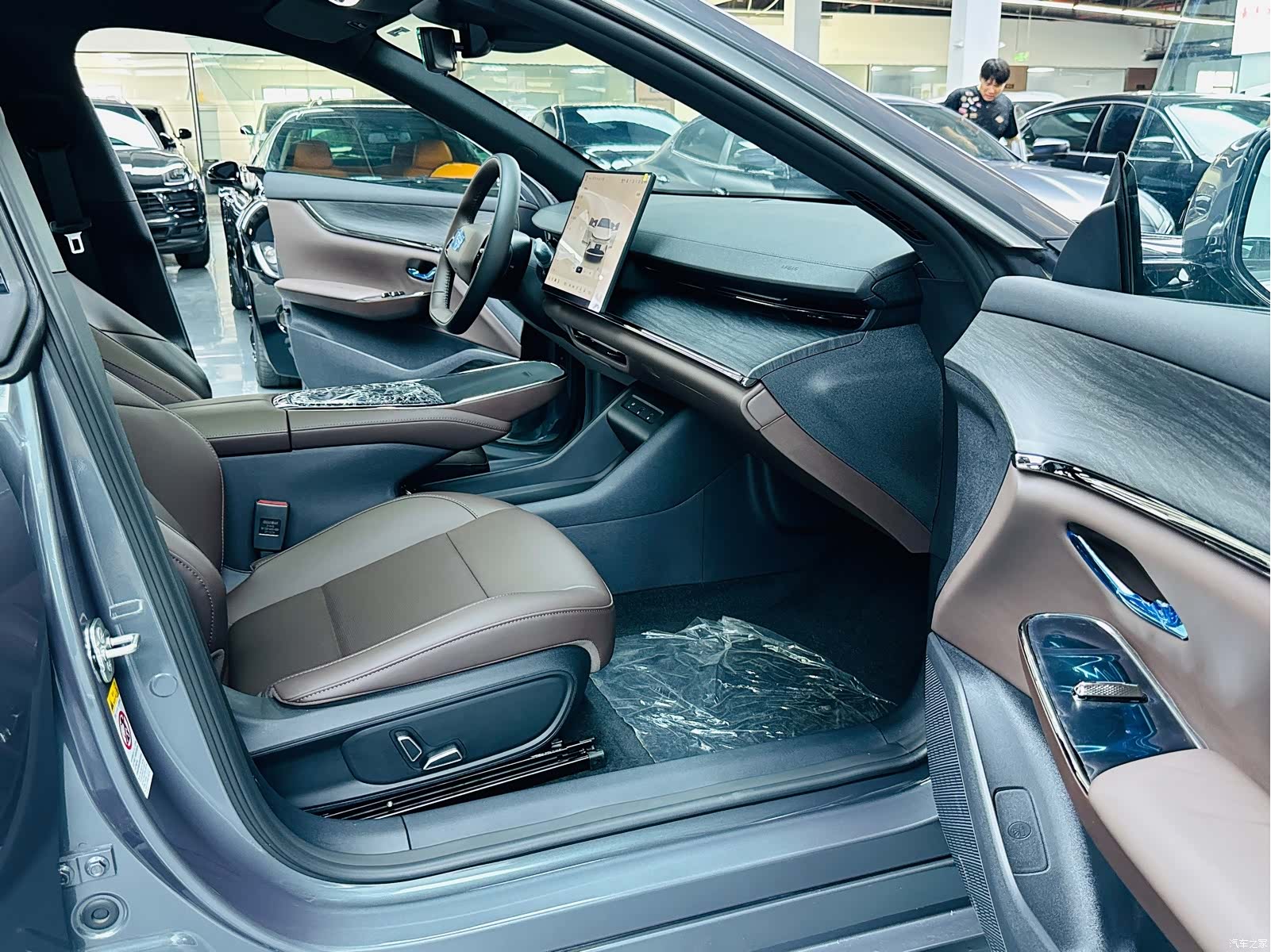 Changan Eado, 2026 8