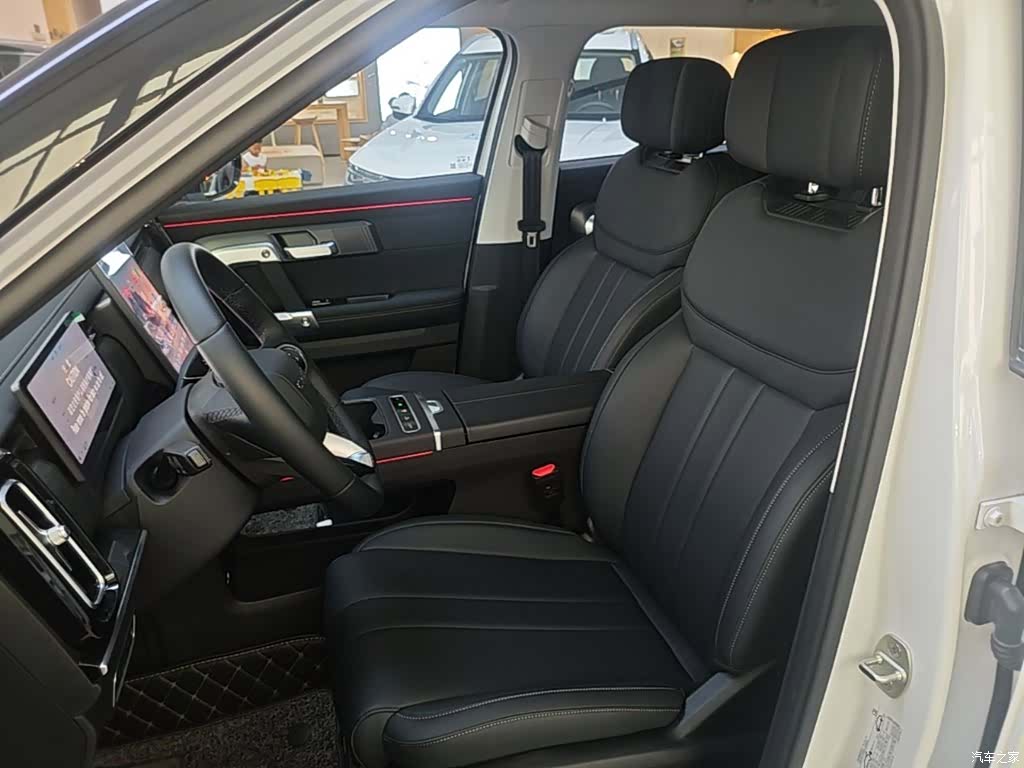 Chery Tiggo 7, 2026 15