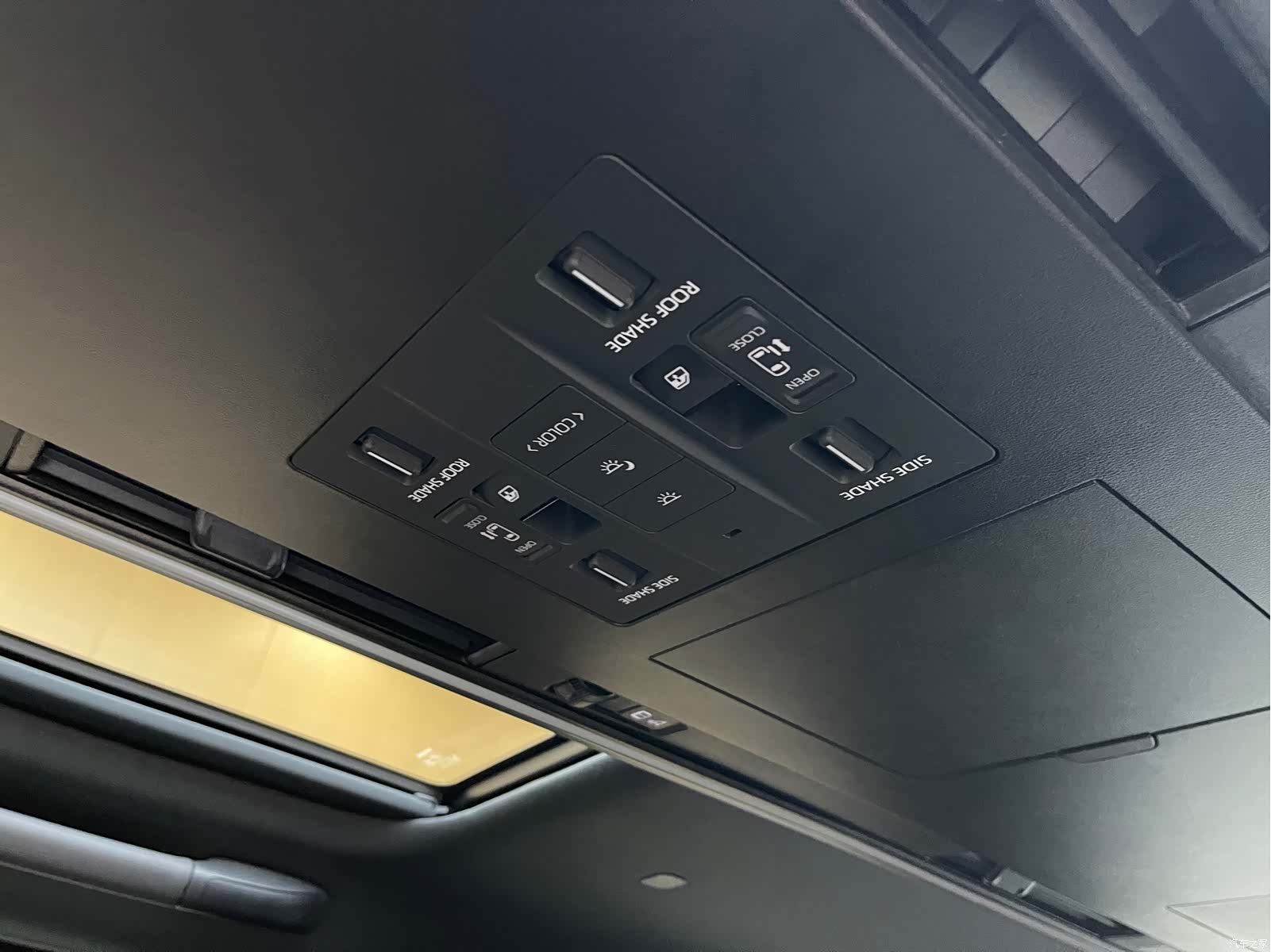 Toyota Vellfire, 2024 19