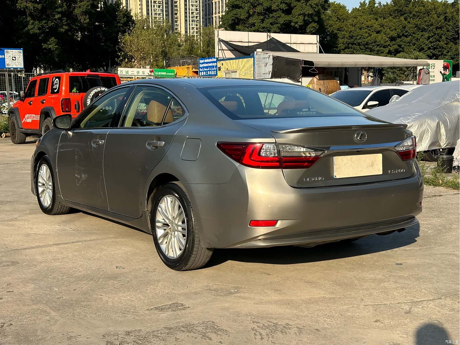 Lexus ES, 2018 16