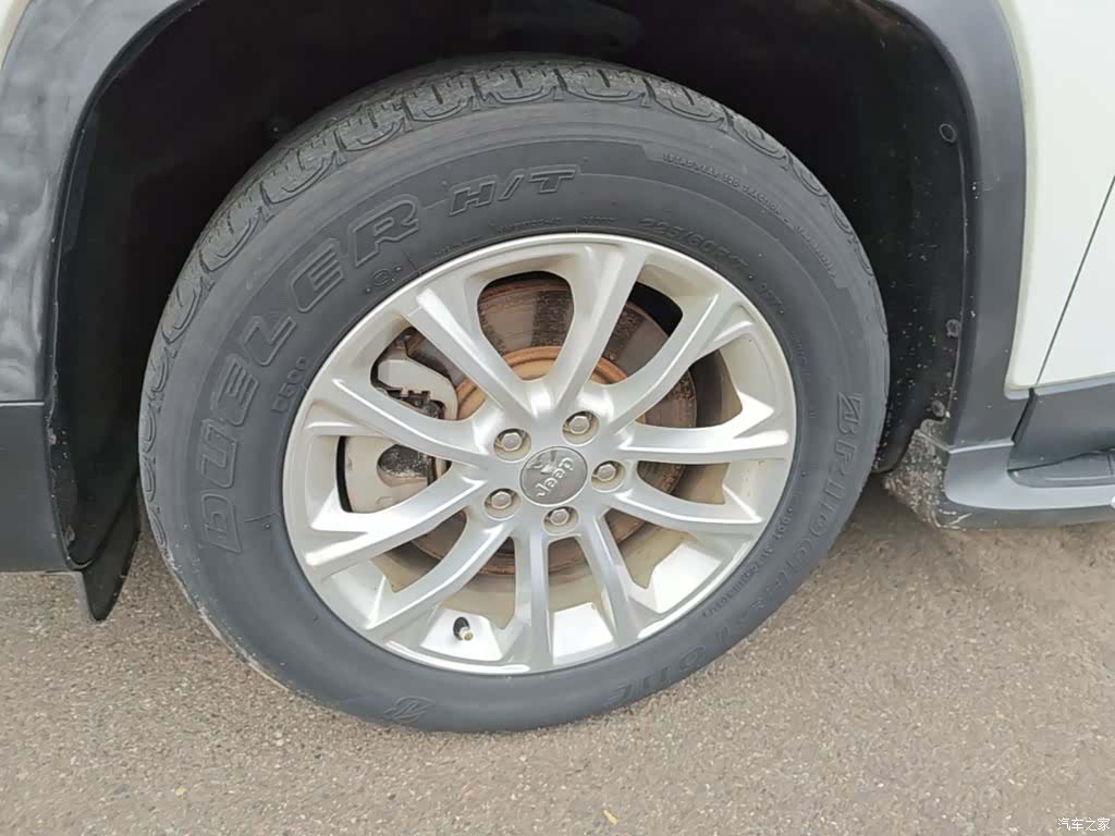 Jeep Cherokee, 2019 23