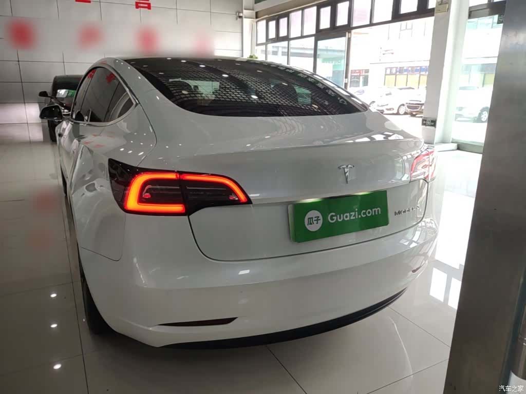 Tesla Model 3, 2020 6