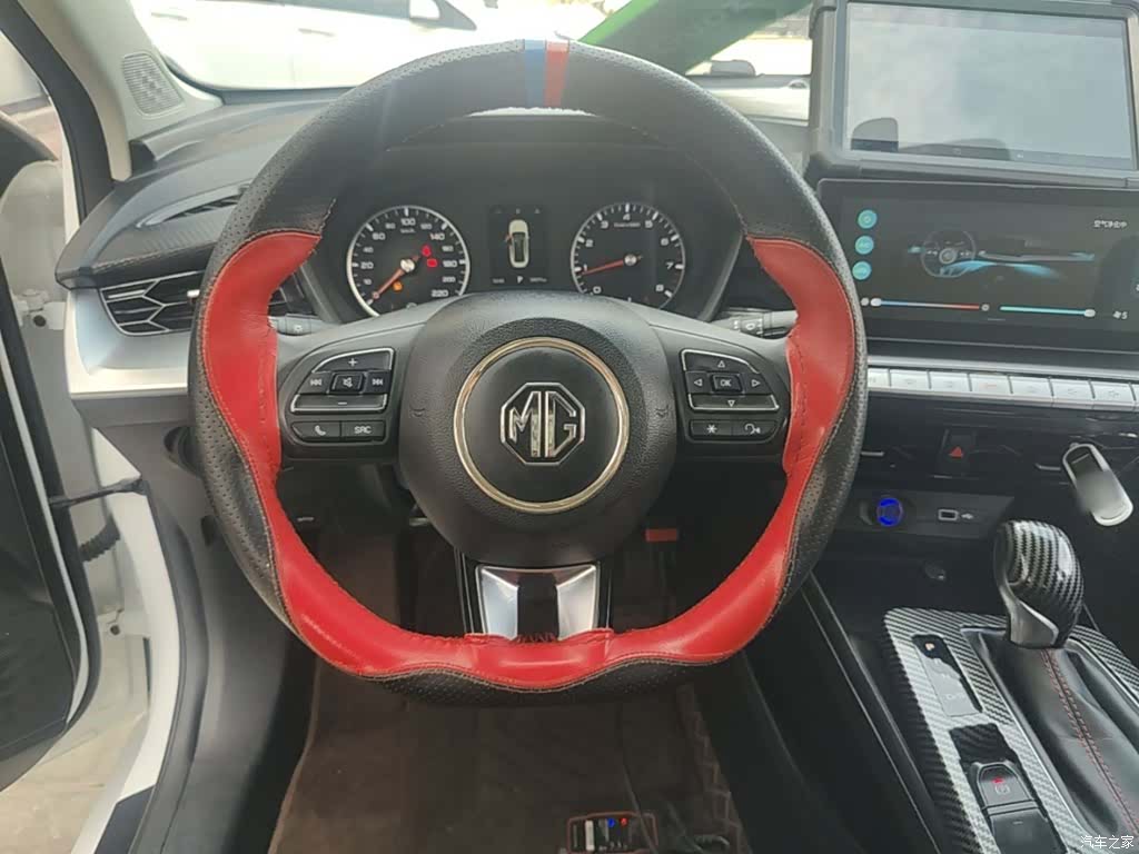 MG MG5, 2022 11