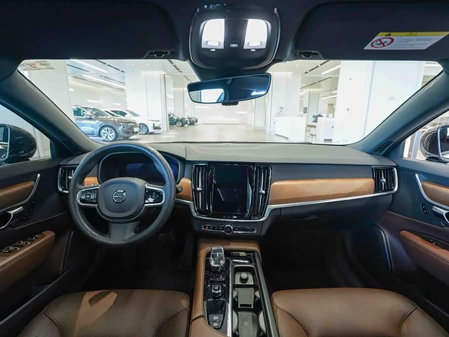 Volvo S90