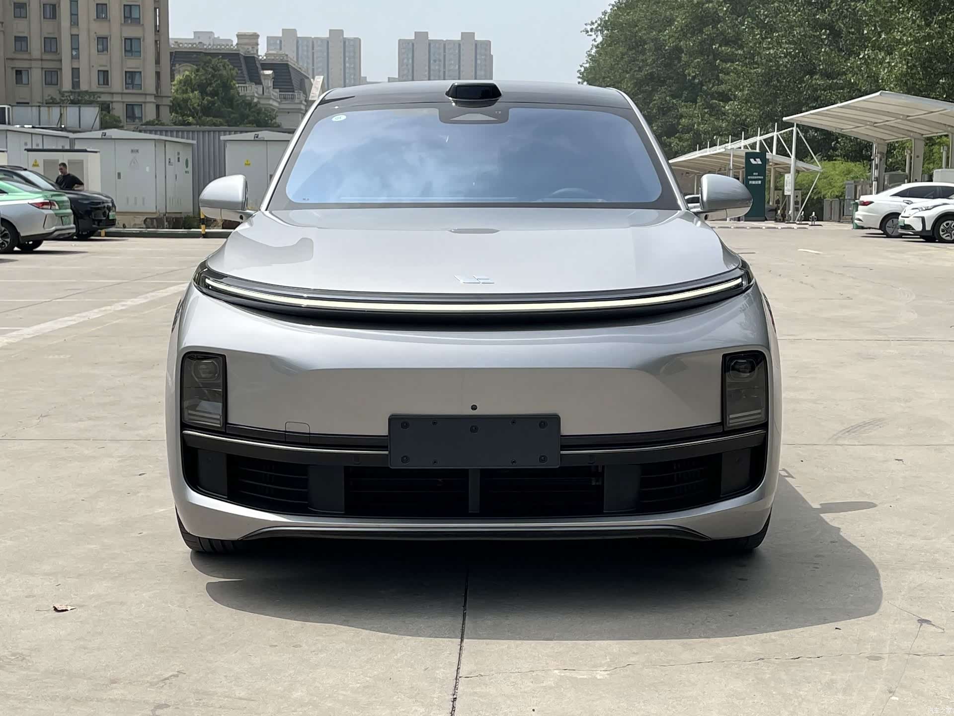 Li Auto L9, 2023 1