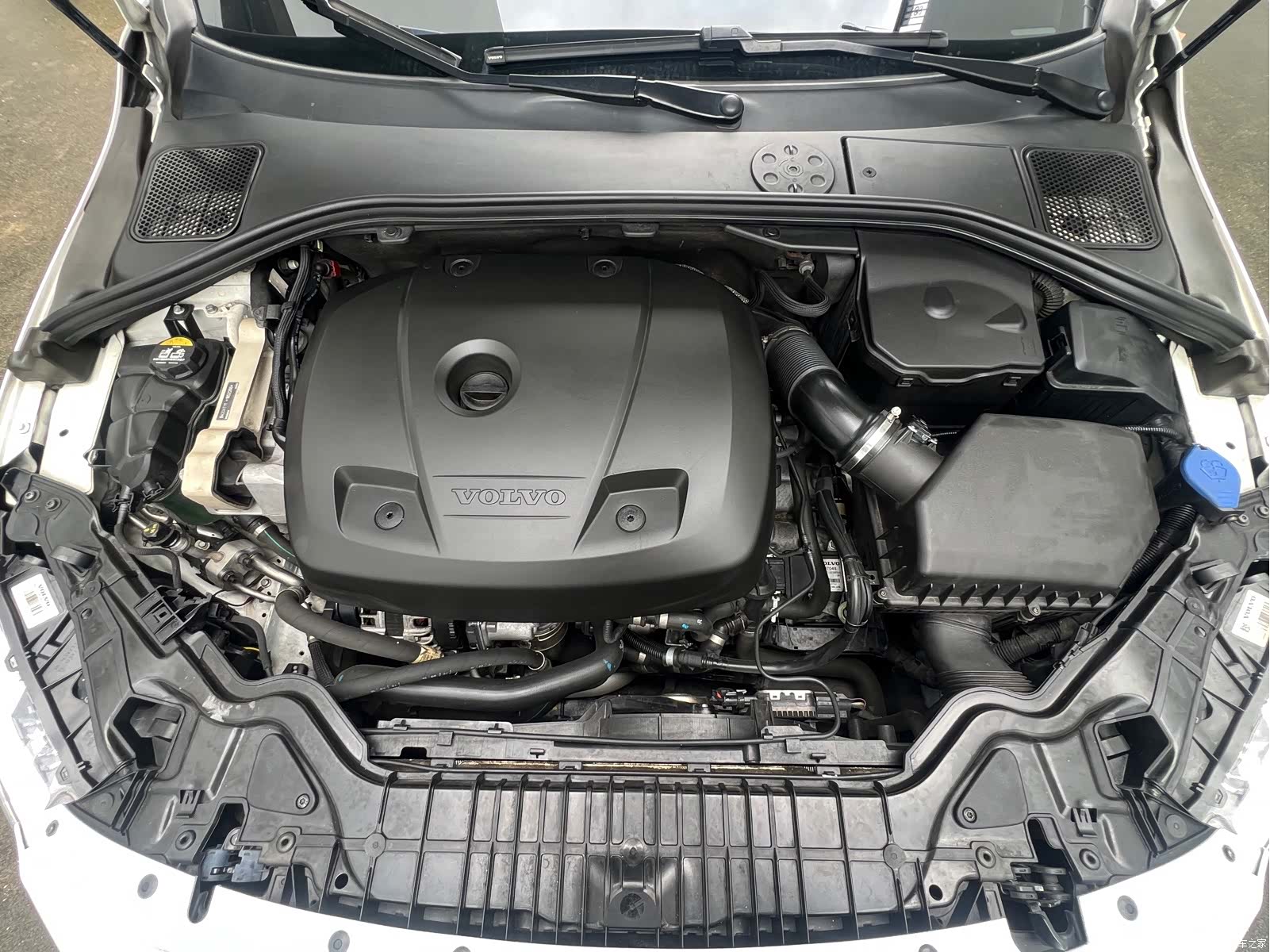 Volvo V60, 2017 14