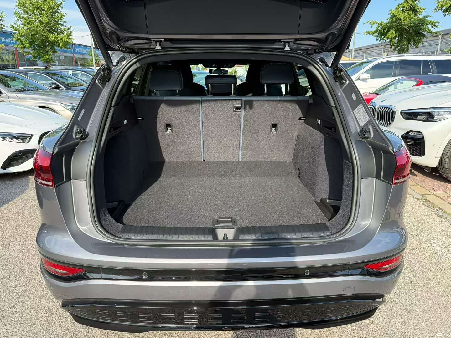 Audi e-tron, 2025 8
