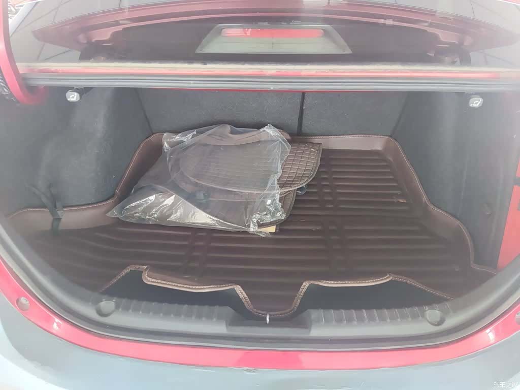 Mazda Mazda3, 2016 10