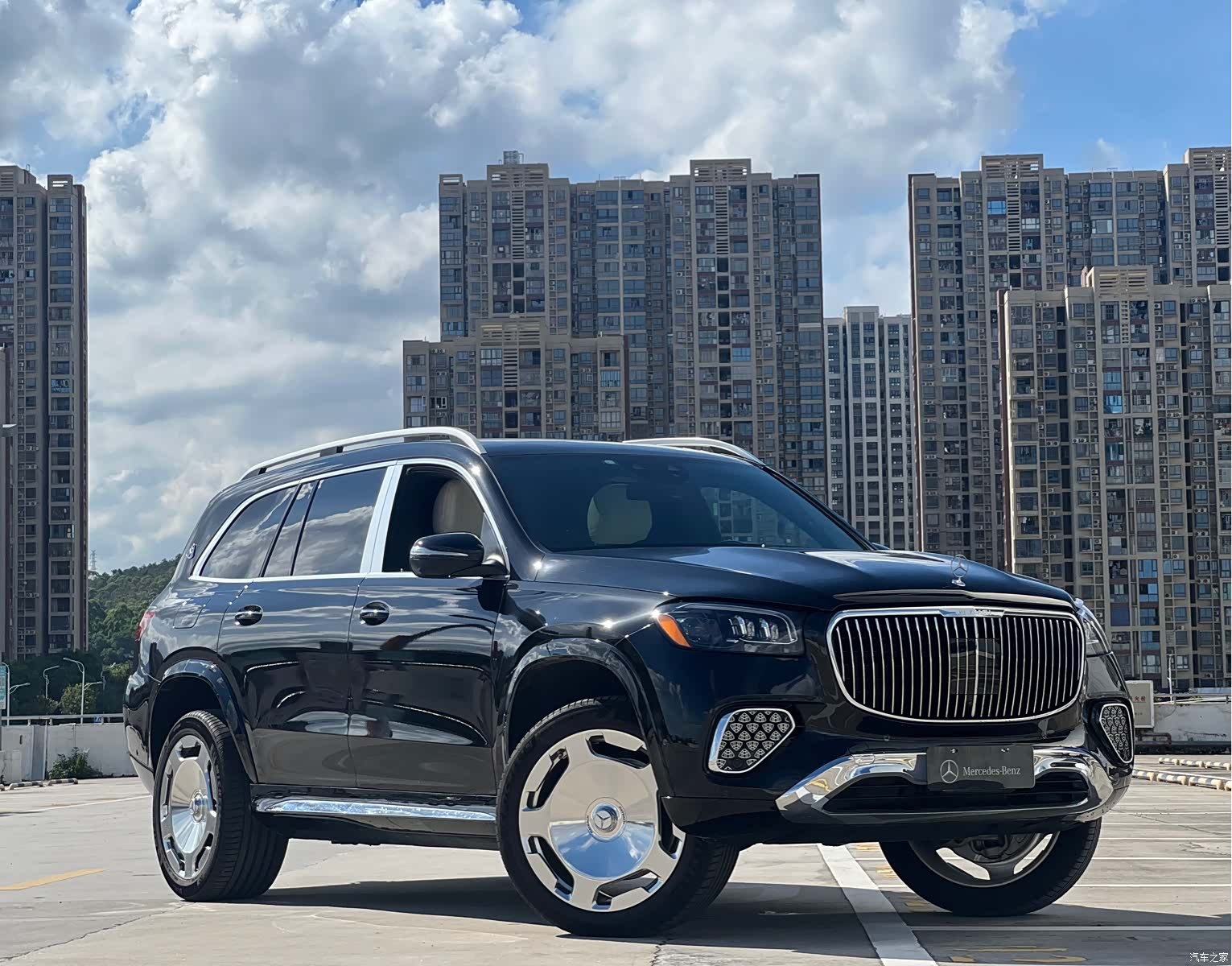 Mercedes-Benz GLS, 2024 4